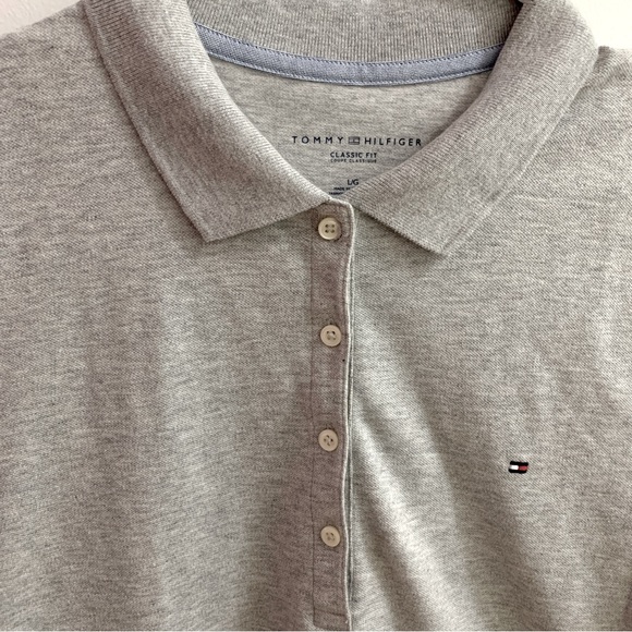 Tommy Hilfiger Women’s Short Sleeve Polo Top Gray T-Shirt Embroidered Logo NWT - Picture 2 of 6